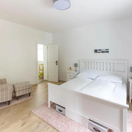 Apartment In Koetschach-Mauthen Near Ski Area Lejlighed